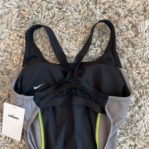 Nike Color Surge Powerback One Piece Swimsuit - Picture 7 of 13